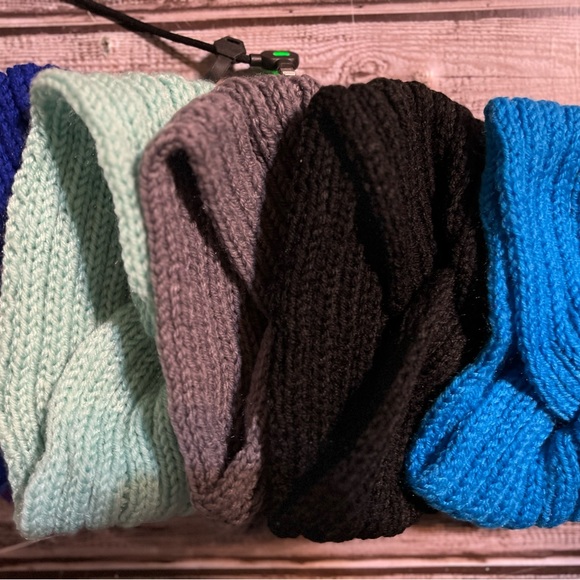 Boutique Winter knit ear warmers head bands with button various colors - Picture 11 of 15